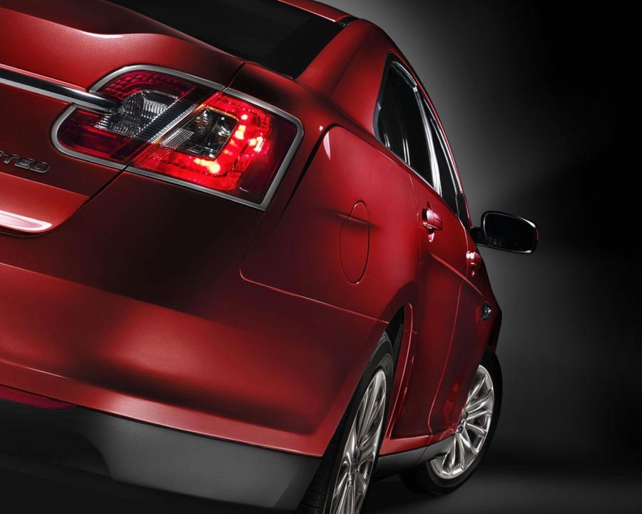  Ford Taurus 2010 года  (фото 73 из 161)